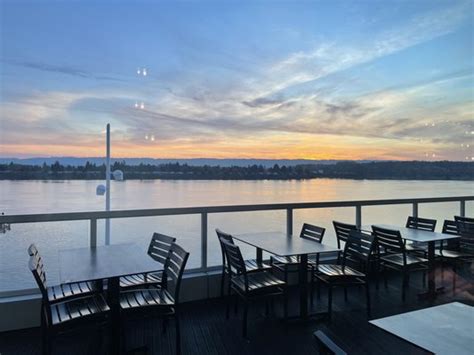 Waterfront taphouse - Top 10 Best Happy Hour in Vancouver, WA - March 2024 - Yelp - AC Lounge, The Infirmary, Amaro's Table - Downtown Vancouver, The Sedgwick, Witness Tree, Waterfront Taphouse, The Cove, Nostra Tavola, Foxhole Cocktail Den, …